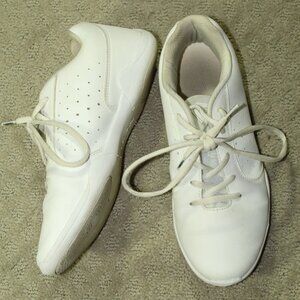 Rebel Women's Size 8 White Cheerleading Shoes